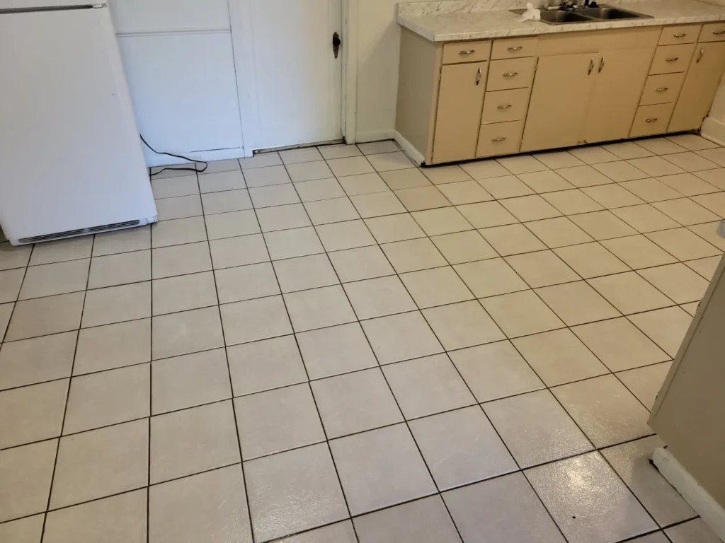 kitchen tile & grout after cleaning by Butler Total Cleaning